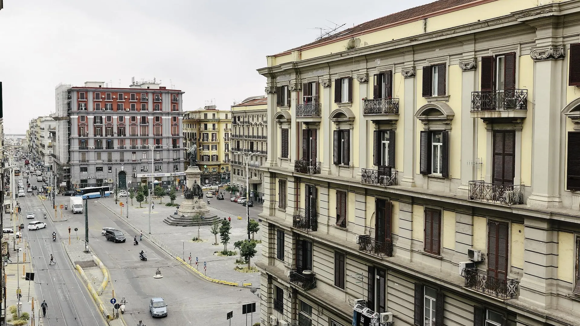 Nocleg ze śniadaniem B&B Art Suite Principe Umberto Neapol