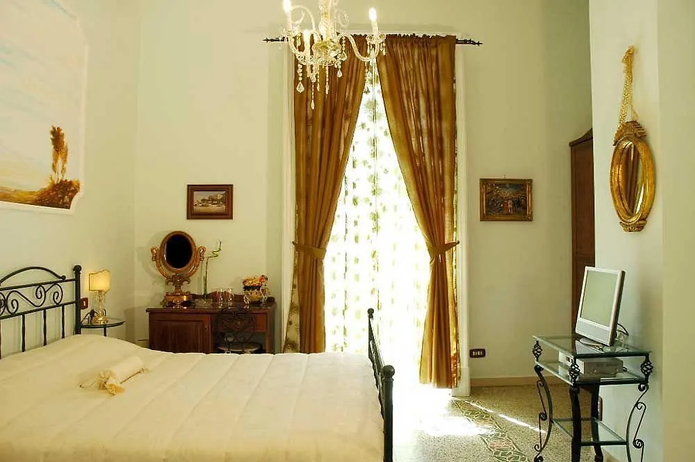 B&B Art Suite Principe Umberto Neapol 3*,  Włochy