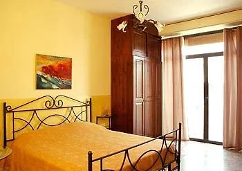 Nocleg ze śniadaniem B&B Art Suite Principe Umberto Neapol